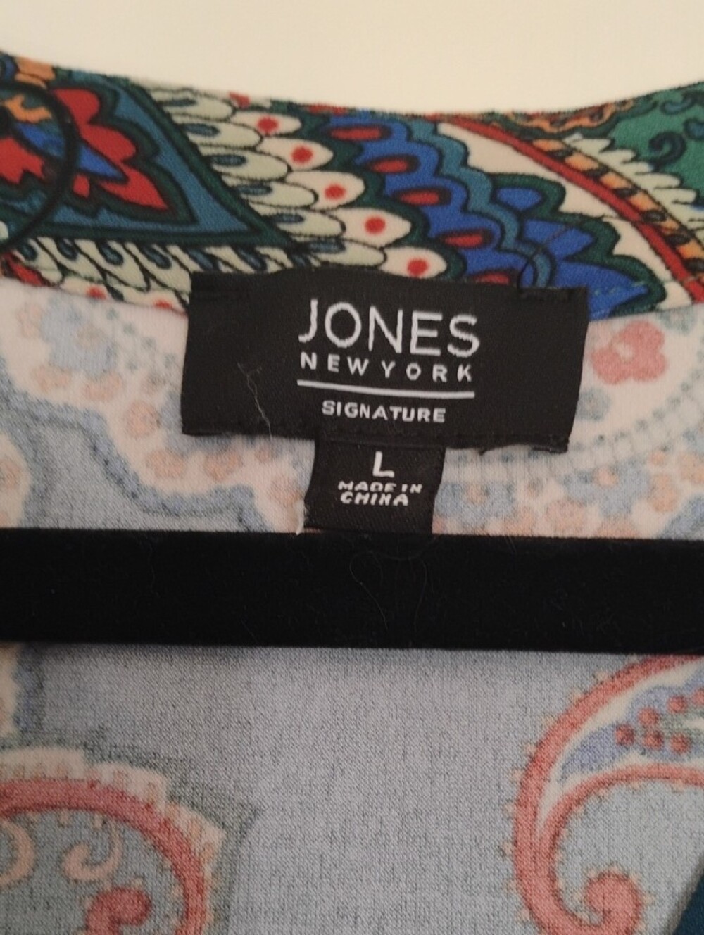 Jones New York Green and Blue Paisley Long-Sleeve V-Neck Top - Picture 2 of 3